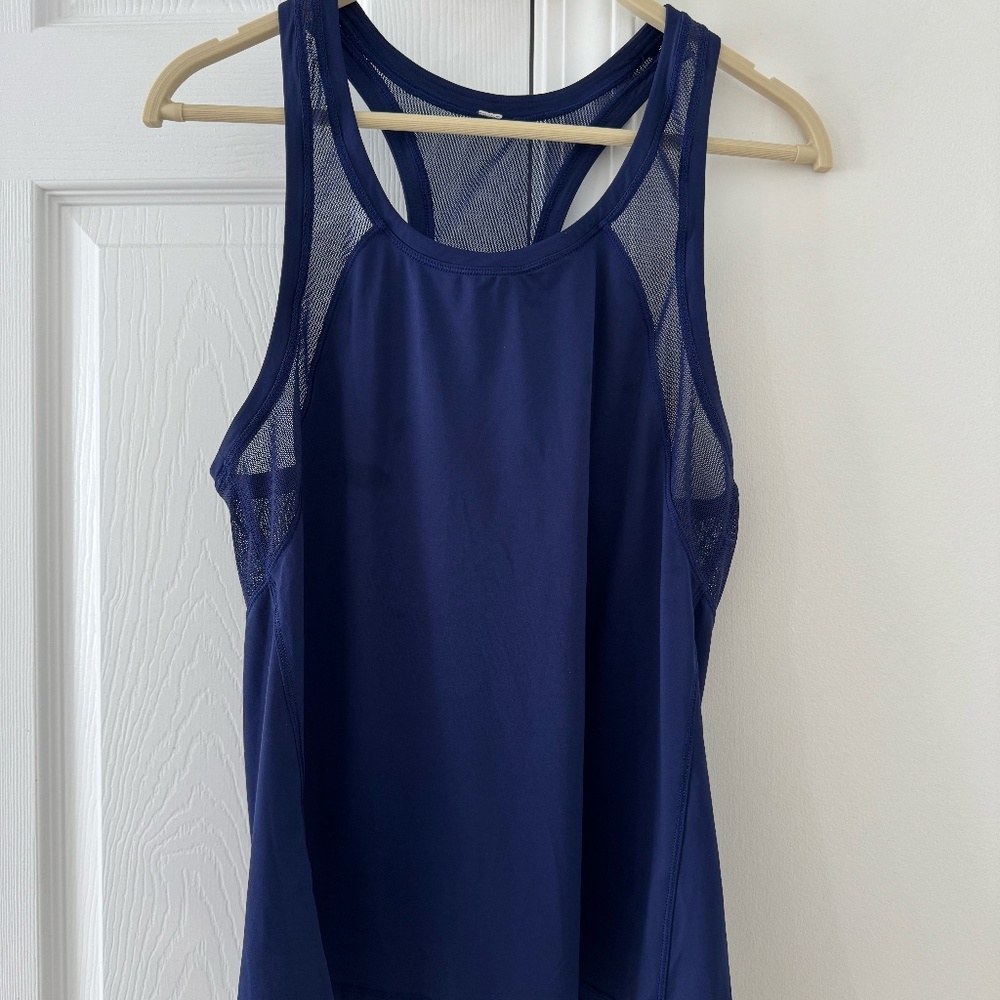 Lululemon tank top